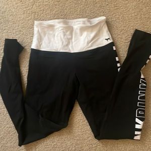 Victoria’s Secret PINK yoga leggings small